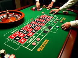 Live casino dealer at wwtoto2 login multi-camera table